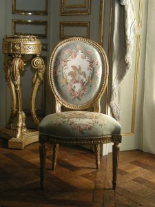 tapicerka krzesła ludwikowskiego